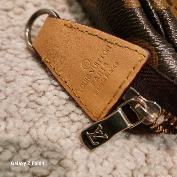 Vintage Monogram Pochette Clutch/Crossbody Purse With Gold Chain. - Picture 6 of 10